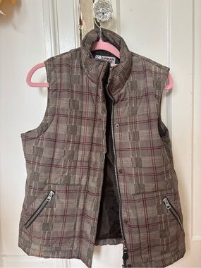 Urban rags Plaid Quilted Vest in Taupe & butgundy